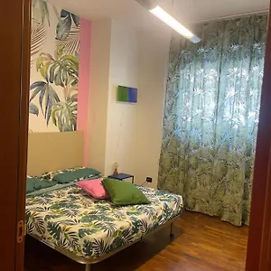 Bibihouse , Bari Italia